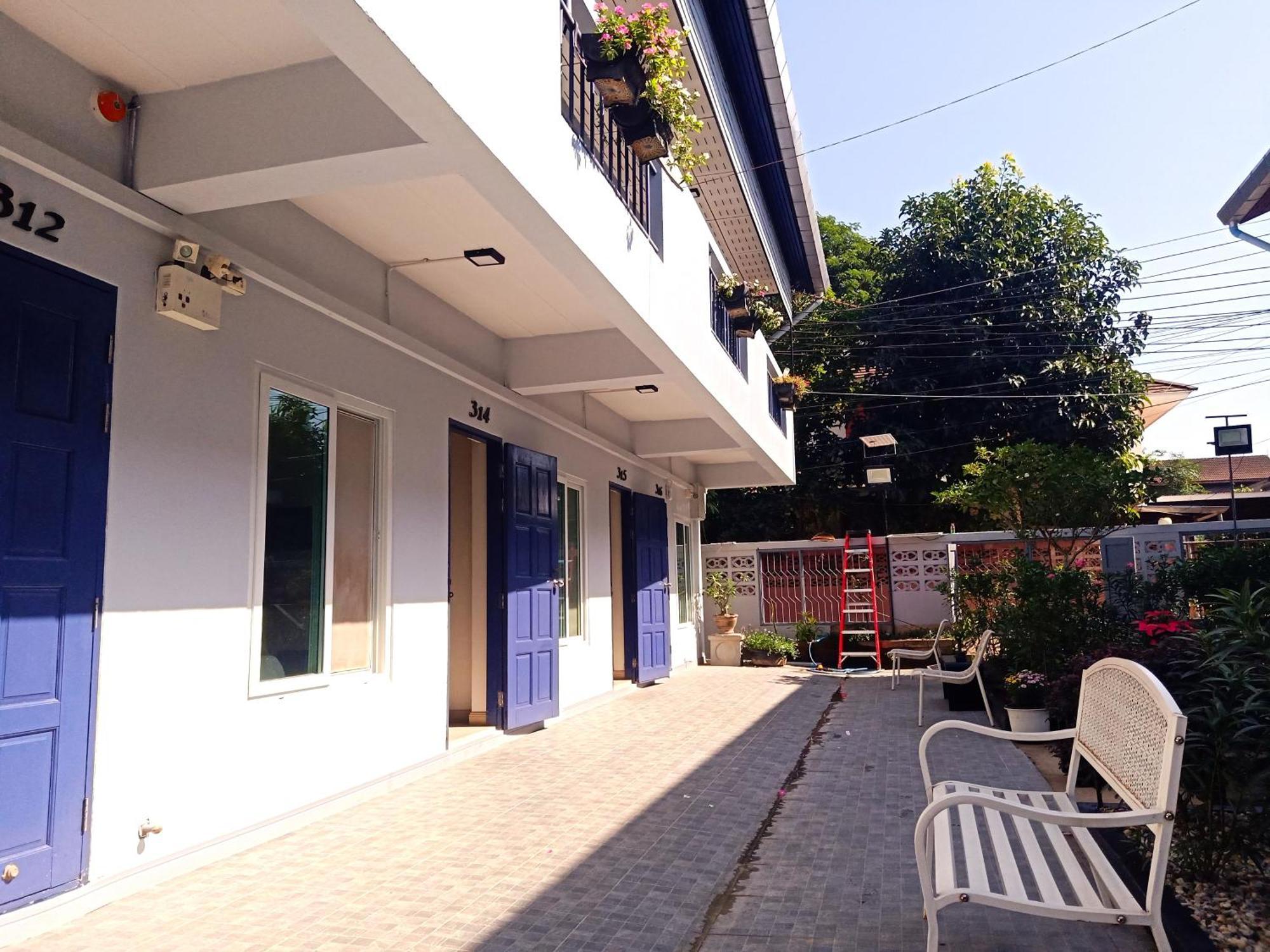 Baan Nuk Anong Hotel Chiang Rai Buitenkant foto